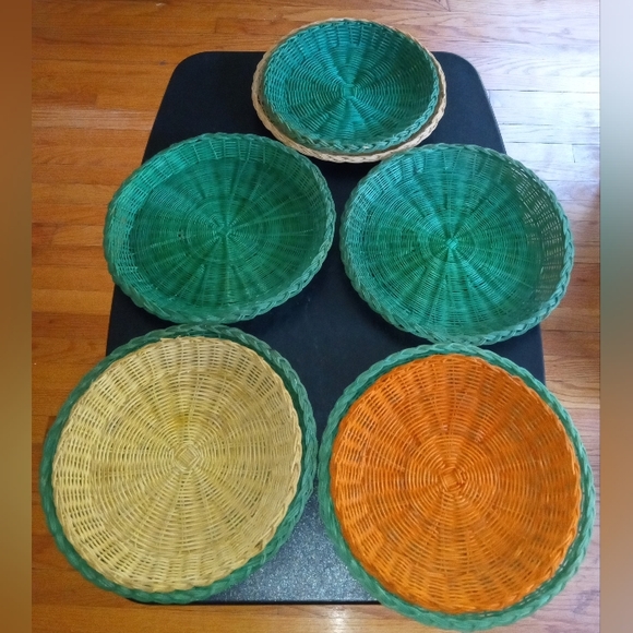 Vintage Bamboo/Wicker Plate Holders or Wall Decor ππ§‘ππ - Picture 5 of 8
